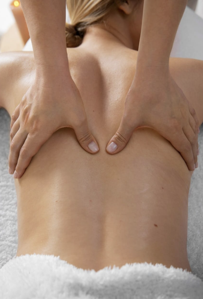 Rücken- & Nackenmassage